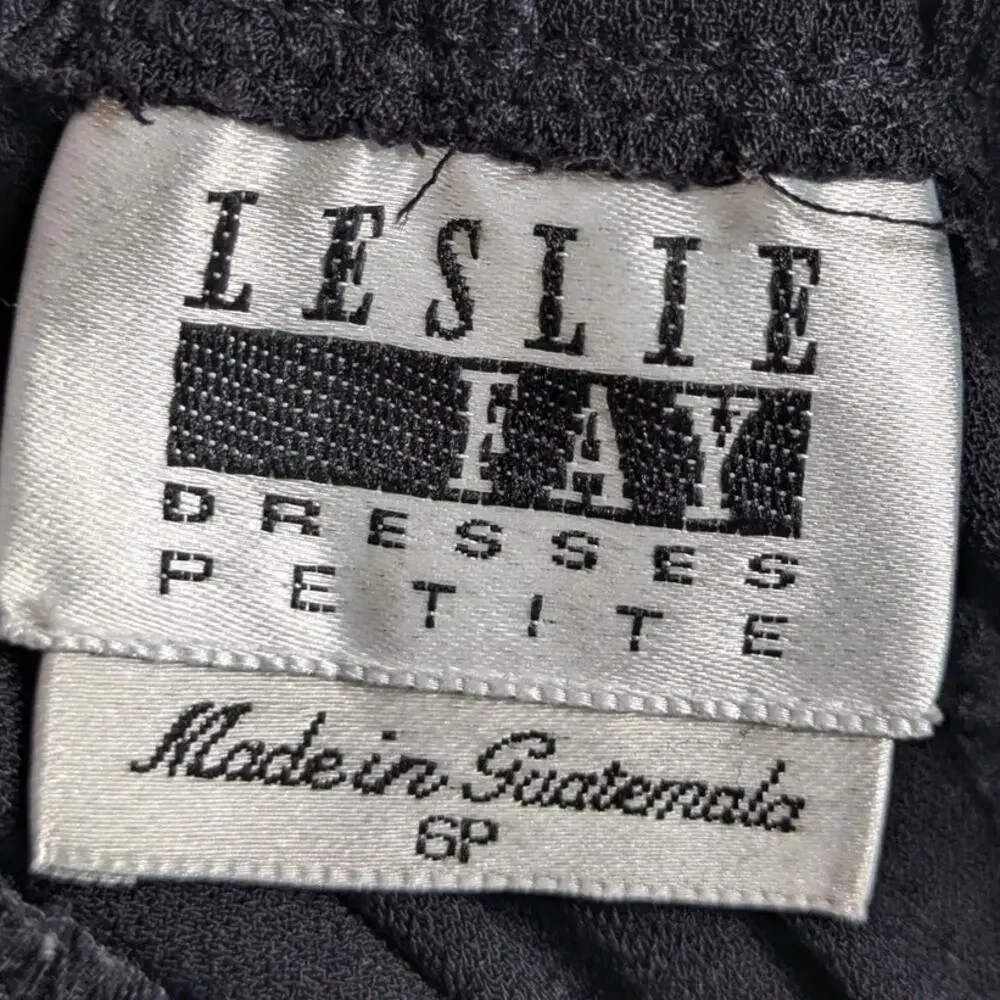 Leslie Fay Petite 6P Women's Navy Short Sleeve Skirt Suit Trim Button Front